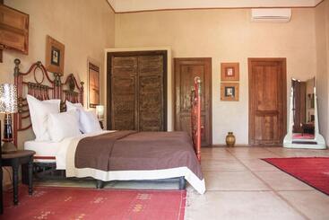 Bed & Breakfast Jnane Allia