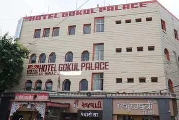 Hotel Gokul Palace