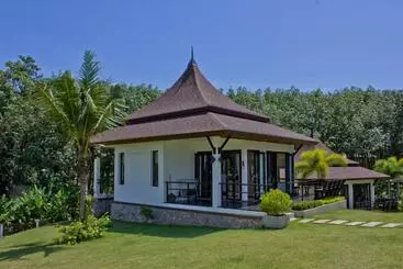 Leelawadee Garden Resort