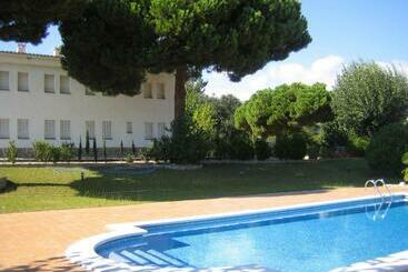 Majatalo Hostal Los Pinares