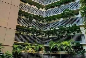 هتل Pasay Staycation With Parking Space In 150 Newport Boulevard Near Resort World & Naia T3