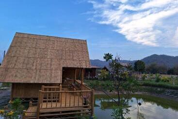 คูณ เนื่อง ฟาร์ม สเตย์ หัวหิน Koon & Nueang Farm Stay Hua Hin