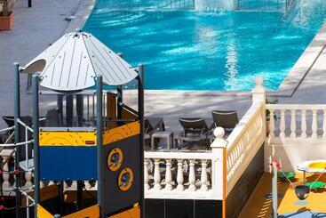 Apartamentos Flor Los Almendros