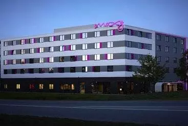 ホテル Moxy Munich Airport