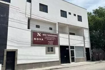 アパートホテル Plazuela