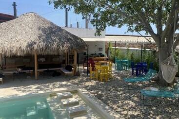 Colorada House   Hostel