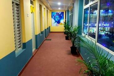 Hotell Oyo 81150 Sri Nandan Residence