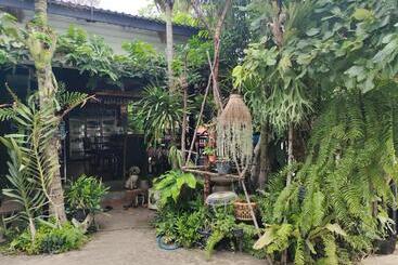 Aparthotel The Rich Room ห้องพักนครราชสีมา