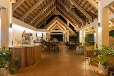 בית מלון כפרי The Mayana Resort