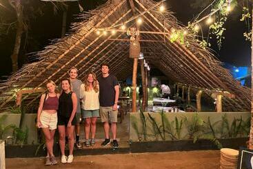 Island Vibes Hostel Sigiriya