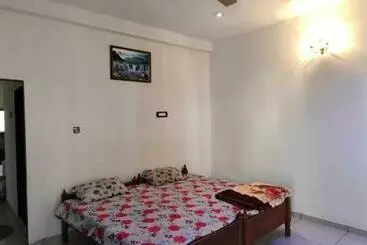 Pension Oyo Home 81057 Mahakali Homestay
