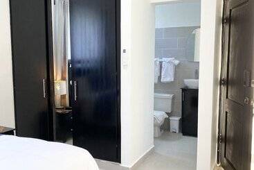 The White Rock Hotel B&b