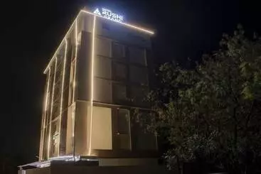 Hotelli Treebo Rushi Grand