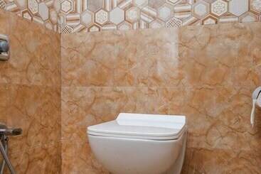 酒店 Purple Orchid