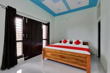 Hotell Oyo Flagship 81044 Mid Mountain