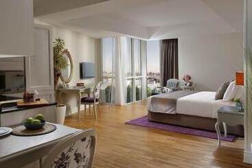 ホテル Sari Jeddah