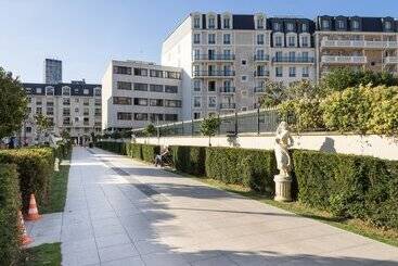 Rezydencja The Social Hub Paris La Défense