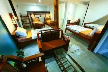 Ella Hostel Rawan