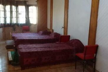 La Casona Hostel Y Acampe