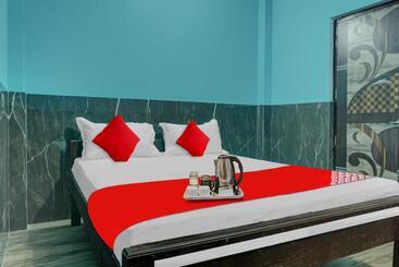 ホテル O B K Brothers