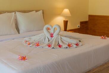 Pansiyon Grand Ball Beach Garden