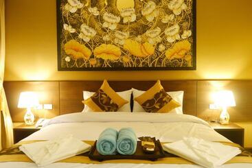 בית מלון כפרי Golden Moon Aonang