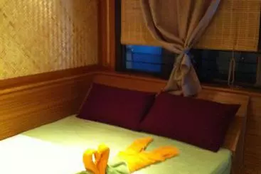 Hotel Sukkasem Homestay