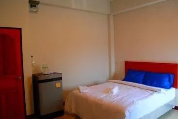 בית מלון כפרי Tikky Place