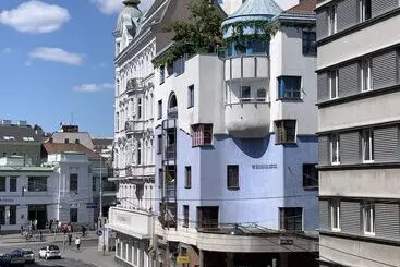 آپارتمان‌های توریست‌ها Pink Grapefruit City Condo