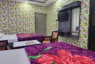 ホテル Golden Park Inn