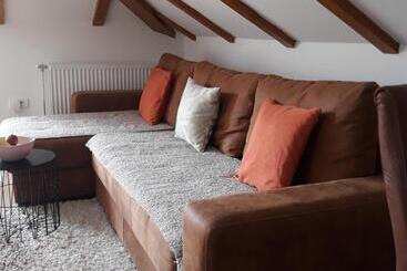 پانسیون Apartman Amalfi