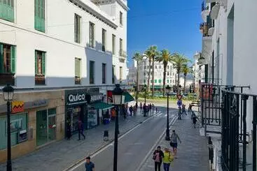 Marhaba Inn By Hb Hostels