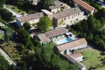 Pension  Domaine De Blanche Fleur
