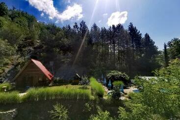 پانسیون Koliba Oaza Mira