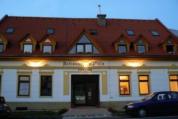 بنسيون Penzión Antiqua Villa