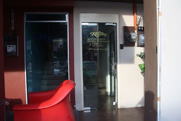 הוסטל Regalia Inn & Spa