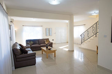 Turist apartmanları Hara Nissi Beach Villas