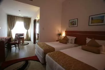 Hotel Oh Biz Executive At Leonia