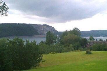 모텔 Hearthstone Inn Port Hawkesbury