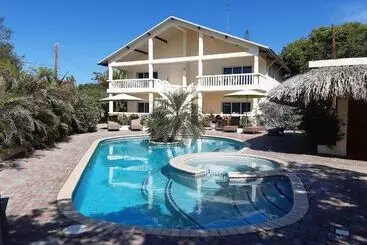 آپارتمانهای توریستها Wayaca Mini Resort