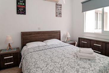 هتل آپارتمان Artemis Cynthia Complex