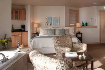 آپارتمان‌های توریست‌ها Surfside On Lake Superior