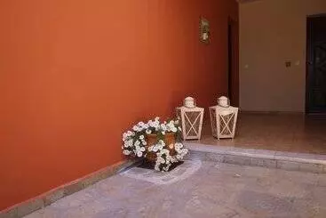 游客公寓 Georgia Vicky Studios & Apartments