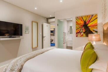 Отель 107 Dorpstraat Boutique