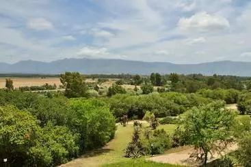 آپارتمان Stonehill River Lodge