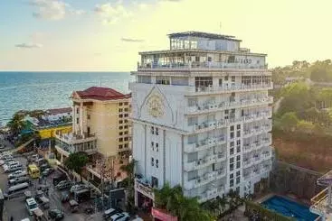 Hotel Aristocrat Residence &