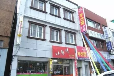 New Busan Jang Motel