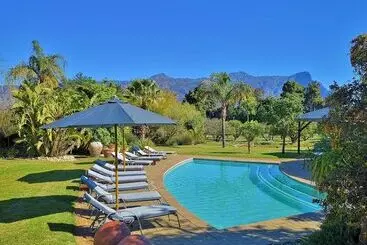 פנסיון Val D Or Estate