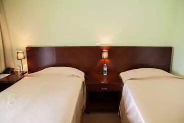 هتل Gorillas Volcanoes