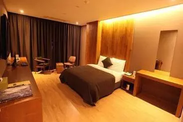 בית מלון כפרי Rich